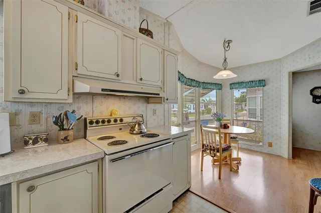 $199,000 | 106 North St George Circle, Apollo Beach, FL 33572