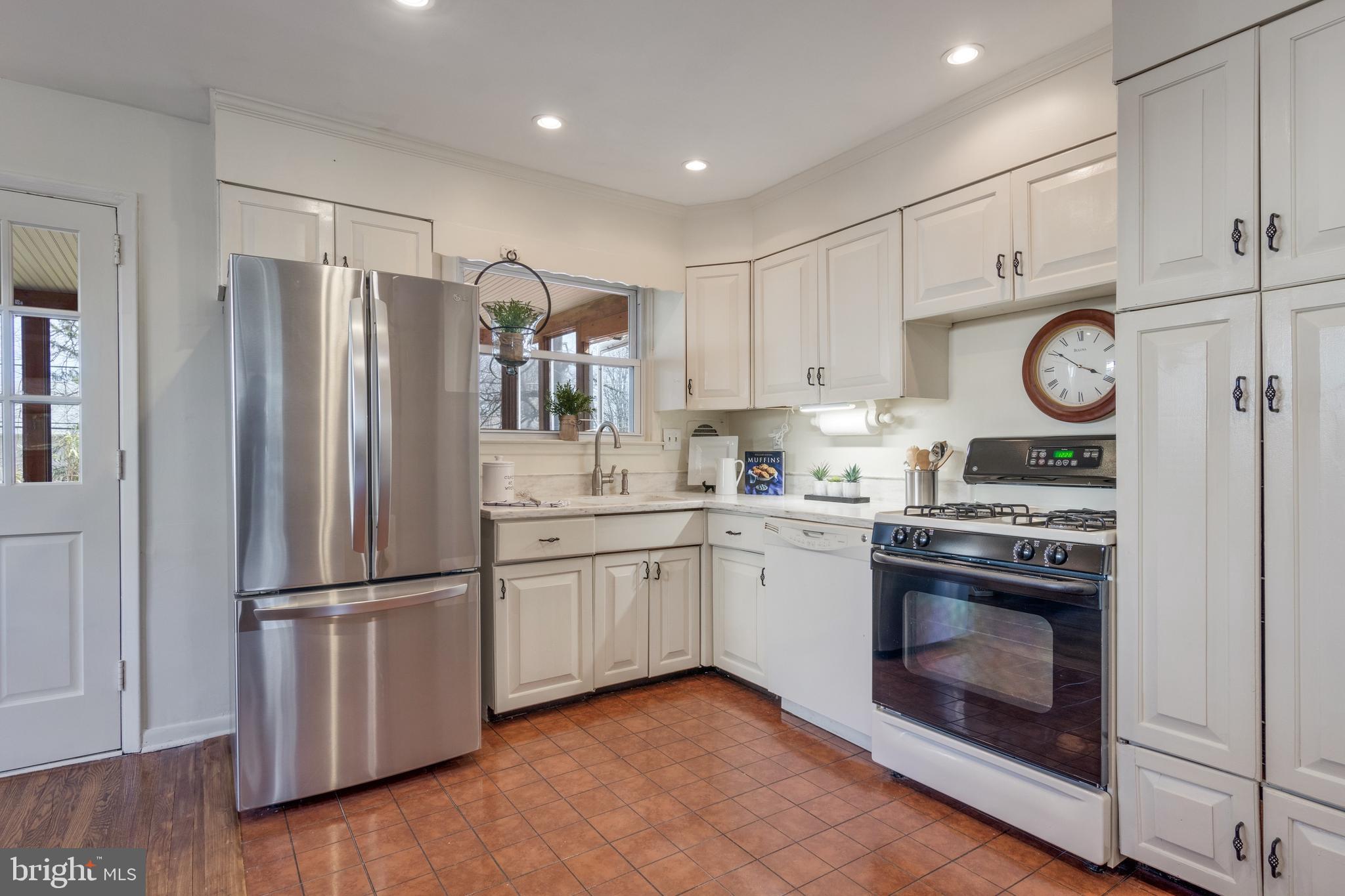 106 Valley Forge Terrace Wayne, PA 19087 - Photo 15 of 34 Gallery Image 15