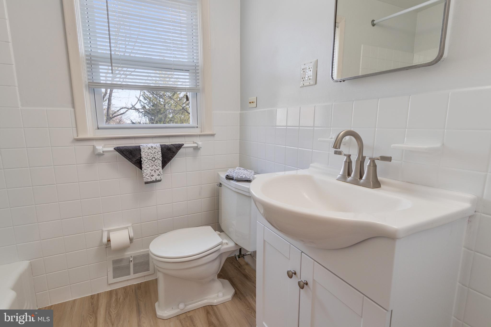 106 Valley Forge Terrace Wayne, PA 19087 - Photo 24 of 34 Gallery Image 24