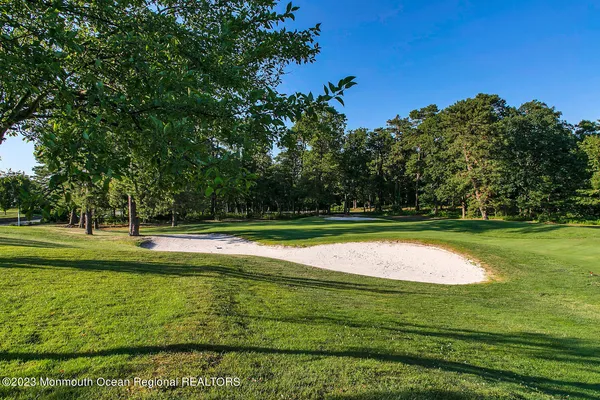 $420,000 | 8 April Springs Court, Lakewood, NJ 08701