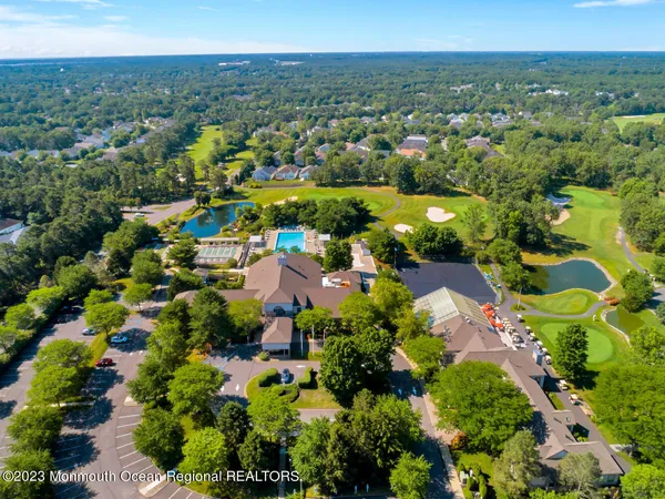 $420,000 | 8 April Springs Court, Lakewood, NJ 08701