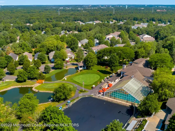 $420,000 | 8 April Springs Court, Lakewood, NJ 08701