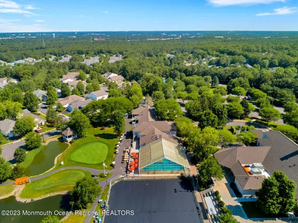 $420,000 | 8 April Springs Court, Lakewood, NJ 08701