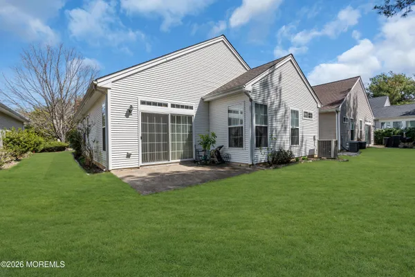 $420,000 | 8 April Springs Court, Lakewood, NJ 08701