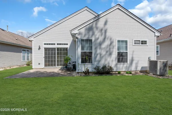 $420,000 | 8 April Springs Court, Lakewood, NJ 08701