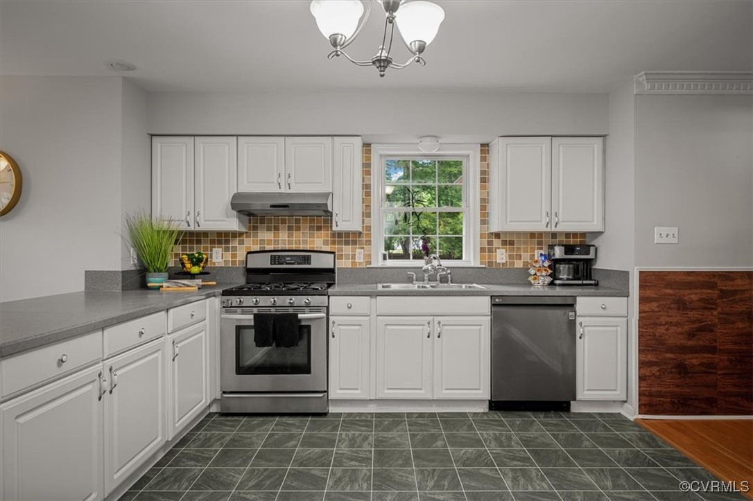 2930 Warfield Ridge Terrace Chester, VA 23831 - Photo 19 of 50
