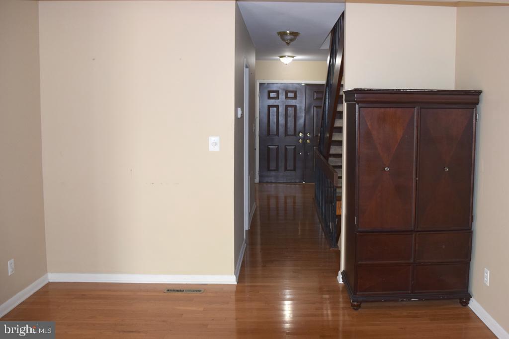 4446 Roland Springs Drive Baltimore, MD 21210 - Photo 14 of 29