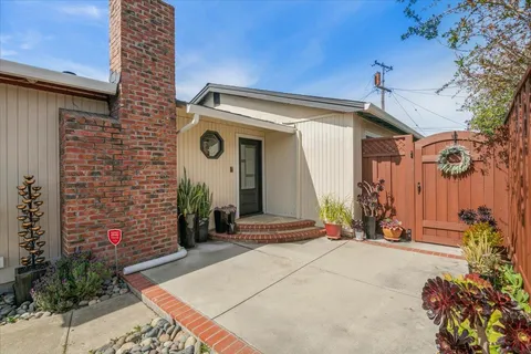 $1,298,888 | 15001 Ridgetop Drive, San Jose, CA 95127