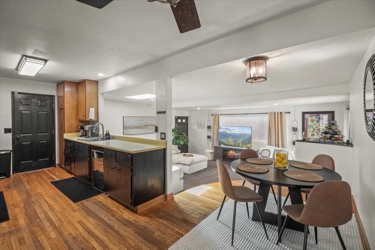 15001 Ridgetop Drive San Jose, CA 95127 - Photo 5 of 17