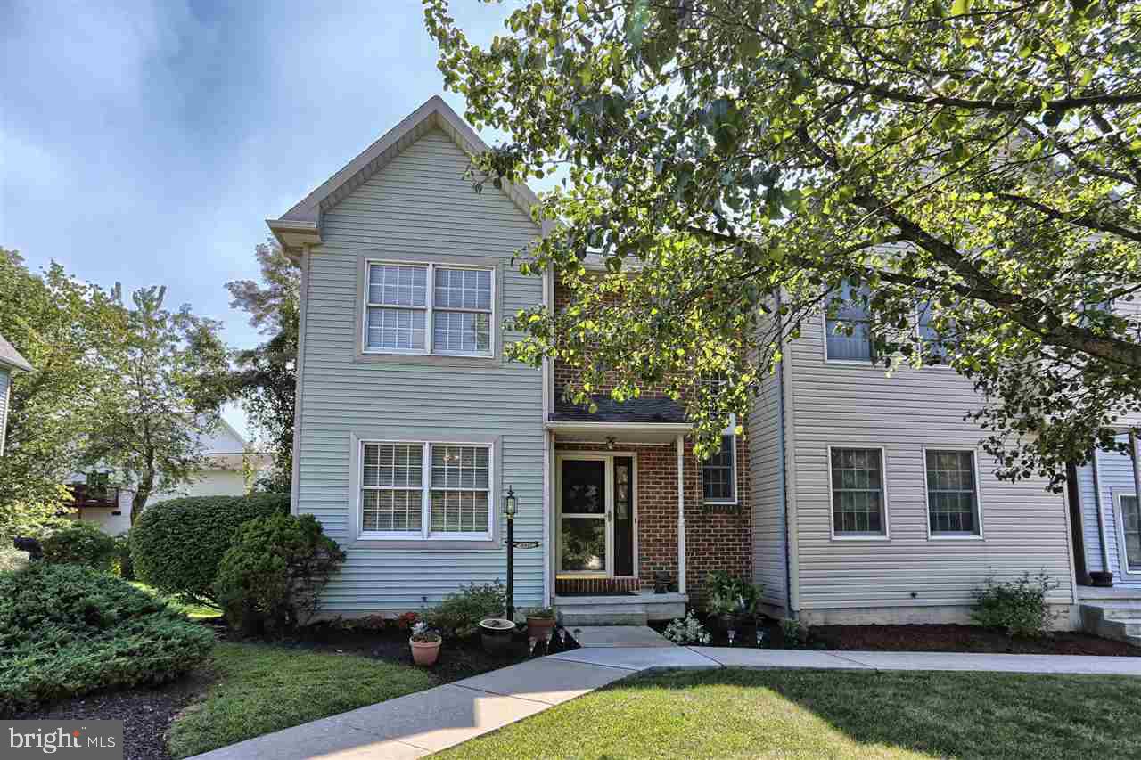 1927 Deer Path Road Harrisburg, PA 17110 - Photo 1 of 21 Gallery Image 1