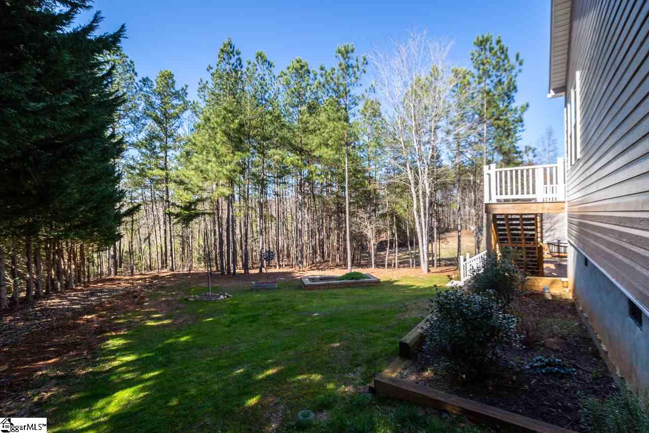 305 Packridge Road Taylors, SC 29687 - Photo 6 of 33