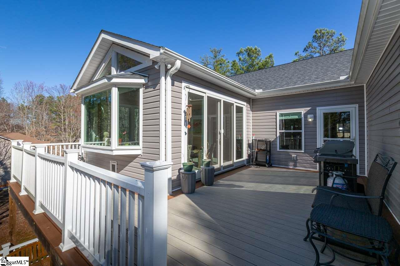 305 Packridge Road Taylors, SC 29687 - Photo 8 of 33