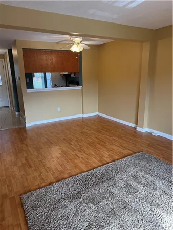 $1,950 | 408 Scott Lane, Venetia, PA 15367