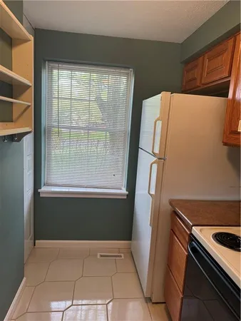 $1,950 | 408 Scott Lane, Venetia, PA 15367