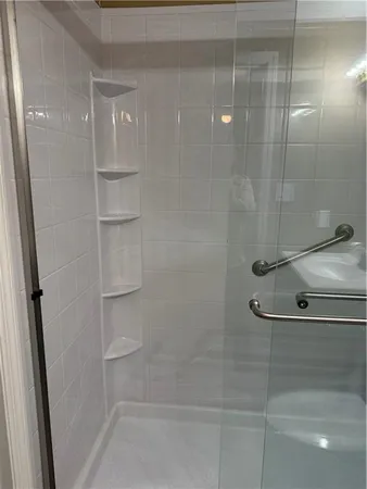 $1,950 | 408 Scott Lane, Venetia, PA 15367