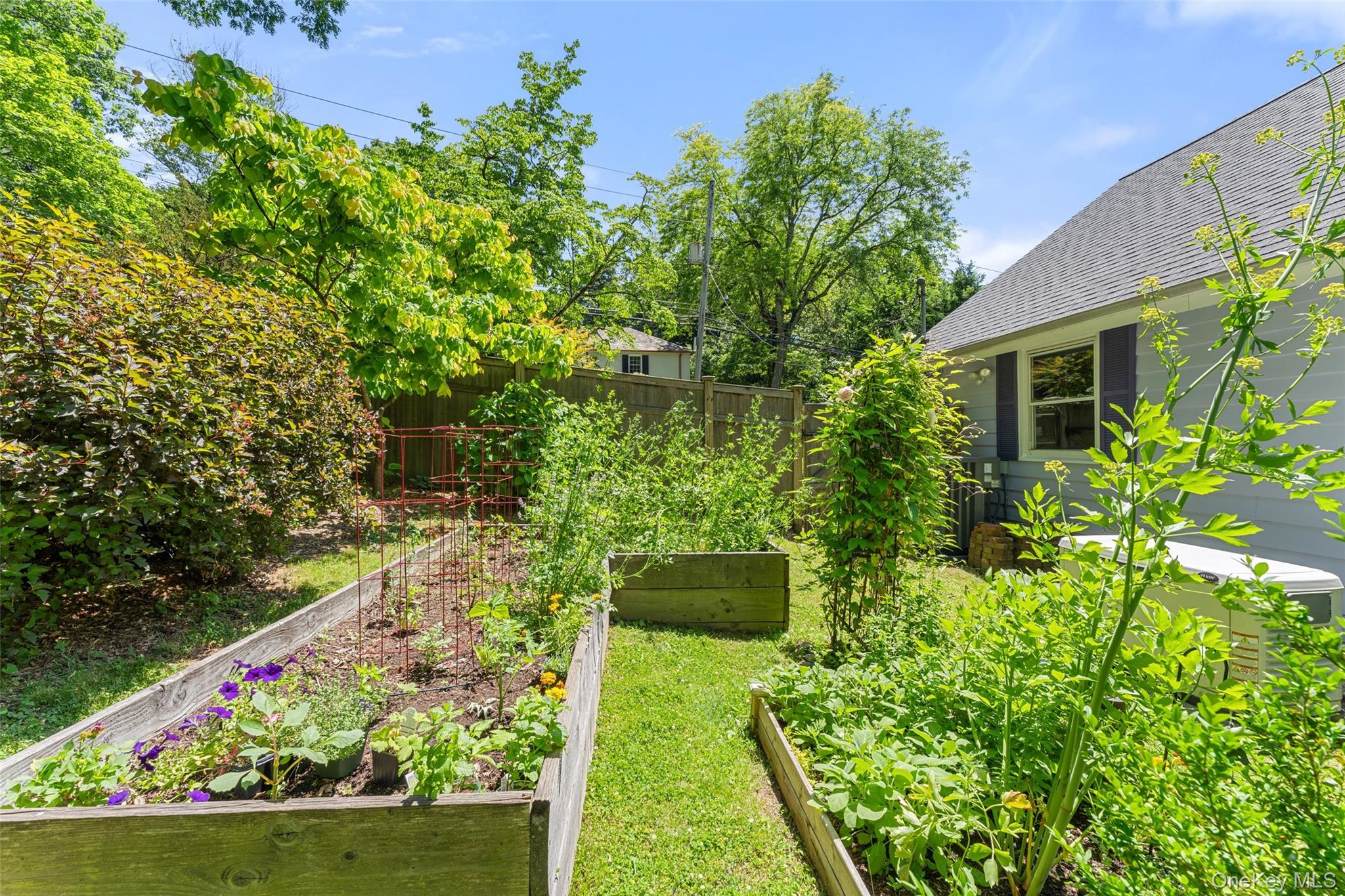 57 Riverview Road Irvington, NY 10533 - Photo 39 of 41