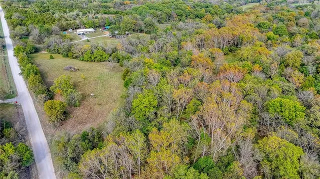 $650,000 | Northwest 1251st Road, Holden, MO 64040
