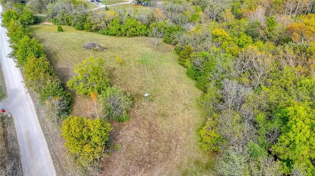 $650,000 | Northwest 1251st Road, Holden, MO 64040