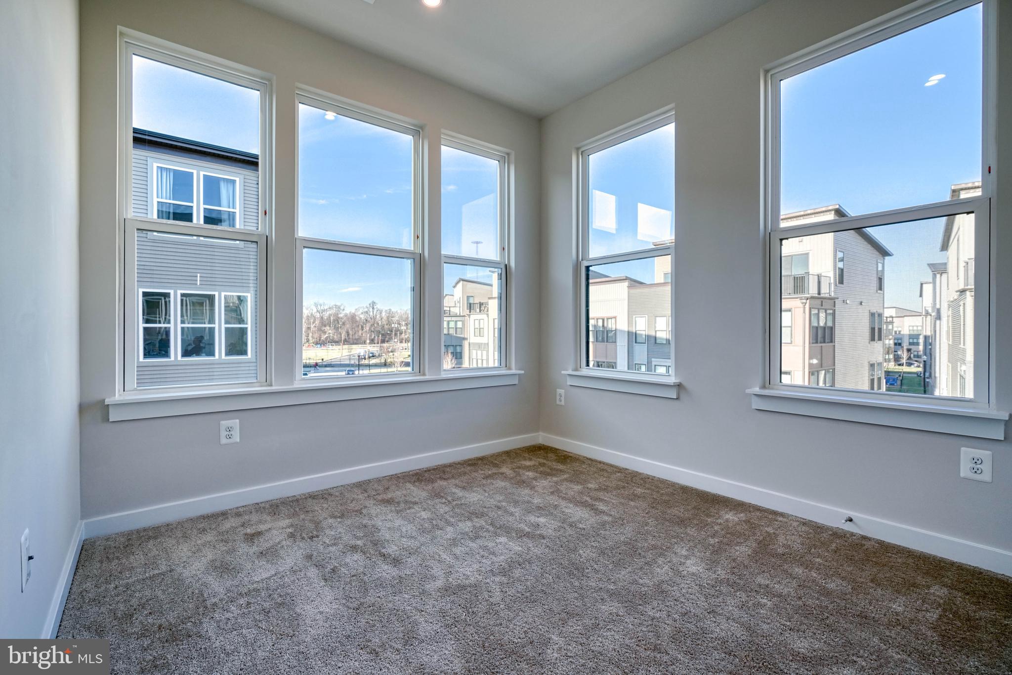 5612 Alpha Ridge Avenue Hyattsville, MD 20782 - Photo 34 of 70 a view of empty room with windows