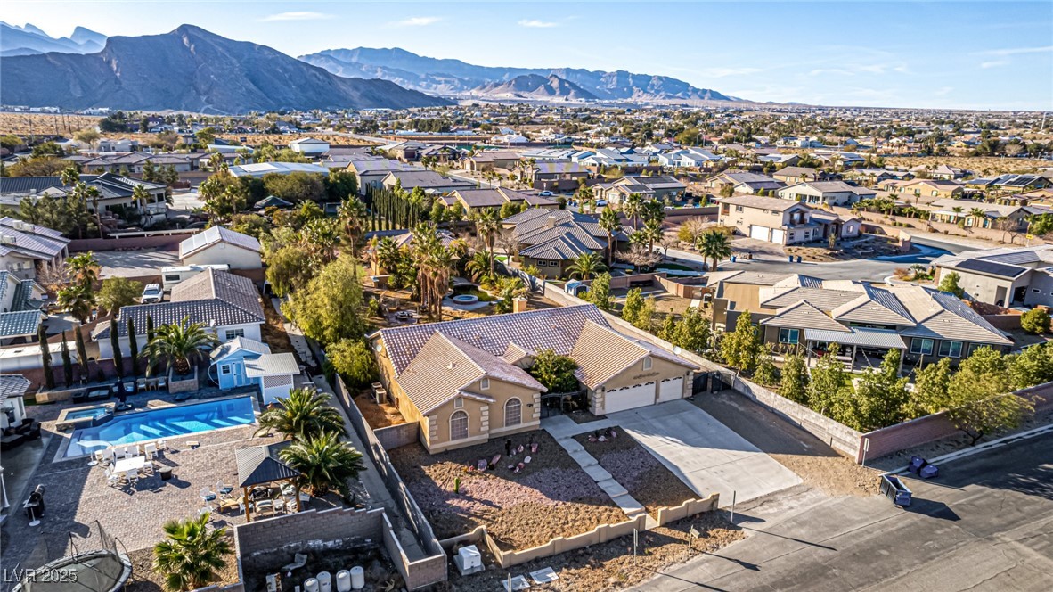 4245 North Campbell Road Las Vegas, NV 89129 - Photo 2 of 52