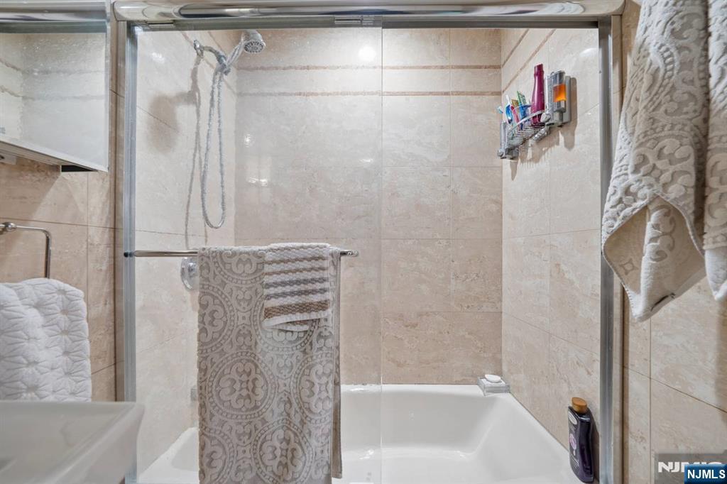 413 Adams Street Hoboken, NJ 07030 - Photo 33 of 40