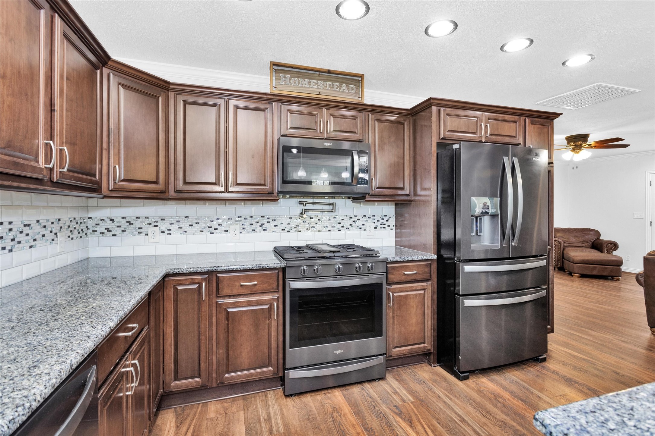 14272 Firetower Road Conroe, TX 77306 - Photo 15 of 47