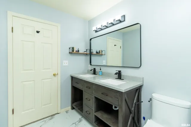 $254,900 | 3114 North Elmcroft Terrace, Peoria, IL 61604