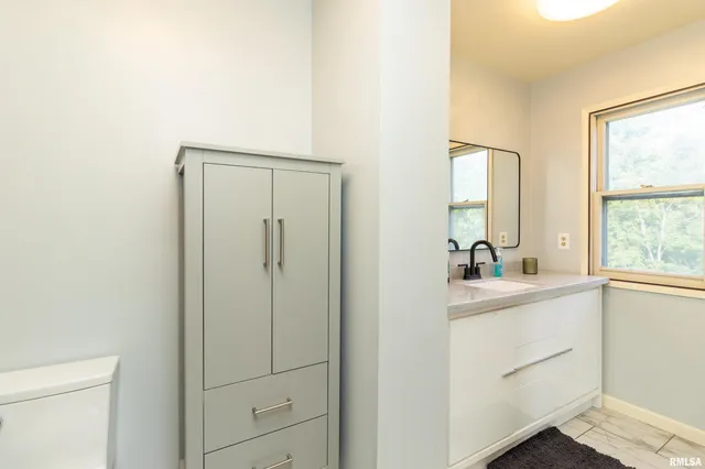 $254,900 | 3114 North Elmcroft Terrace, Peoria, IL 61604