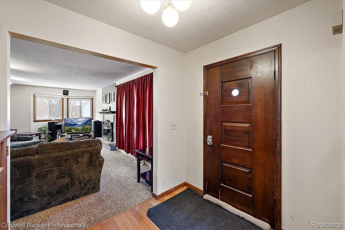 4423 McDowell Road Lapeer, MI 48446 - Photo 12 of 47 Gallery Image 12
