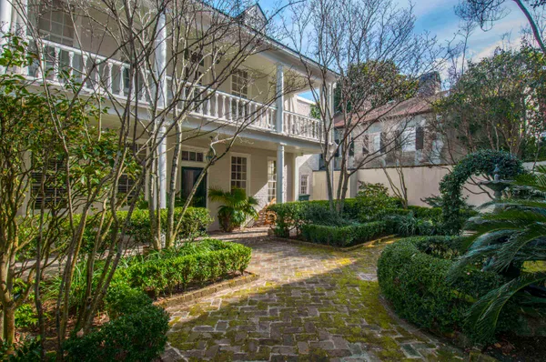 $5,500 | 31 Wentworth Street, Charleston, SC 29401