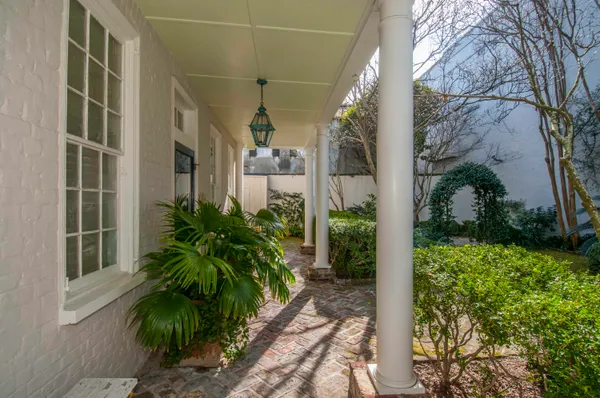 $5,500 | 31 Wentworth Street, Charleston, SC 29401