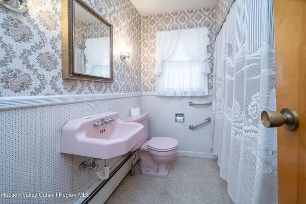 $319,000 | 272 East Chester Street, Kingston, NY 12401