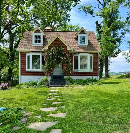 $412,000 | 409 West 6th Street, Columbia, TN 38401