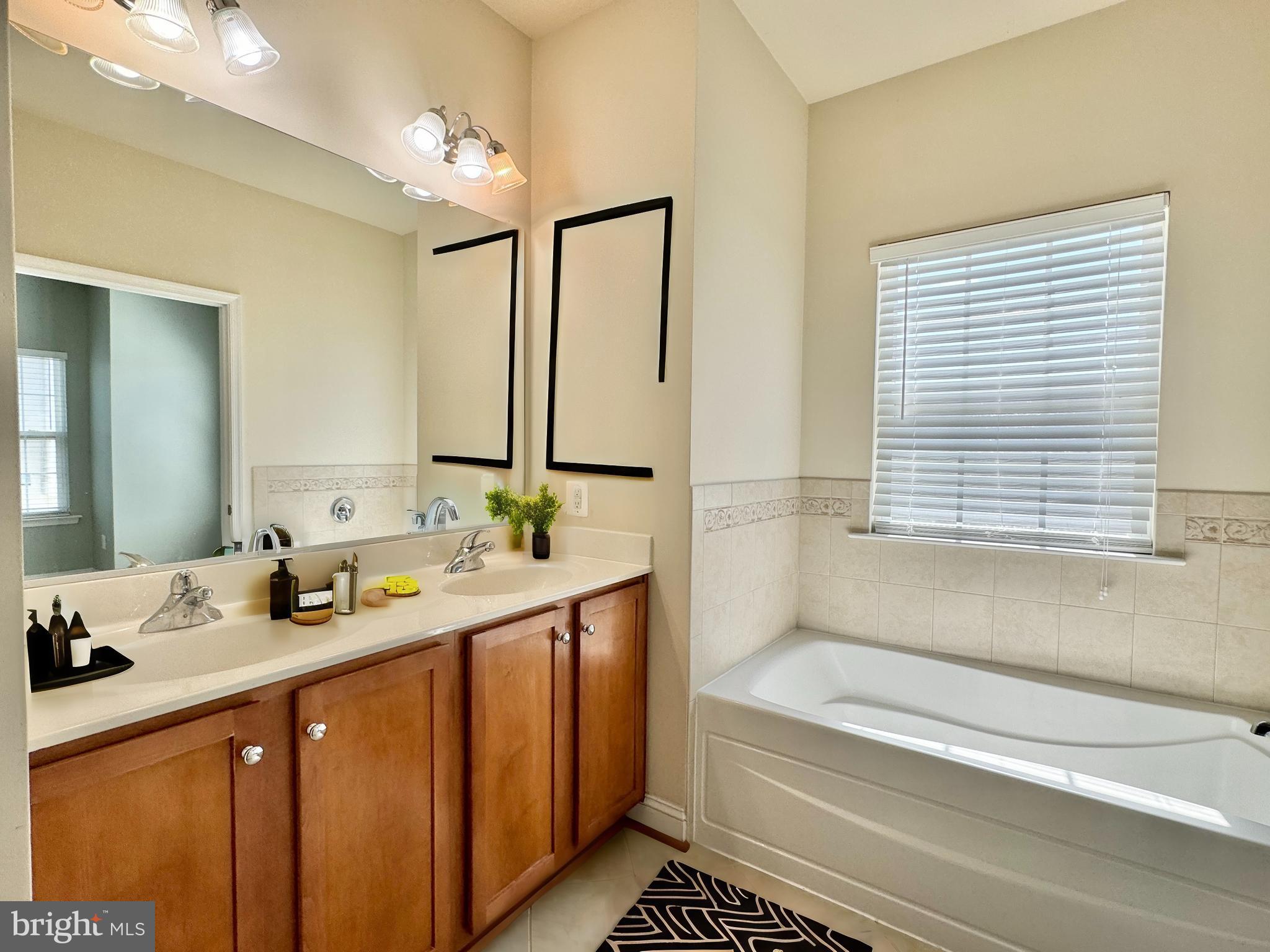 5794 Richards Valley Road Ellicott City, MD 21043 - Photo 12 of 16 Gallery Image 12