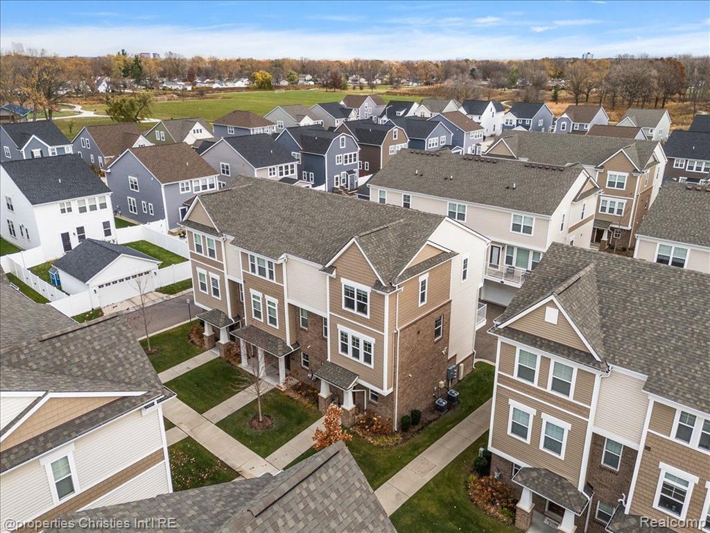 2500 Normandy Road, Unit 50 Royal Oak, MI 48073 - Photo 35 of 39