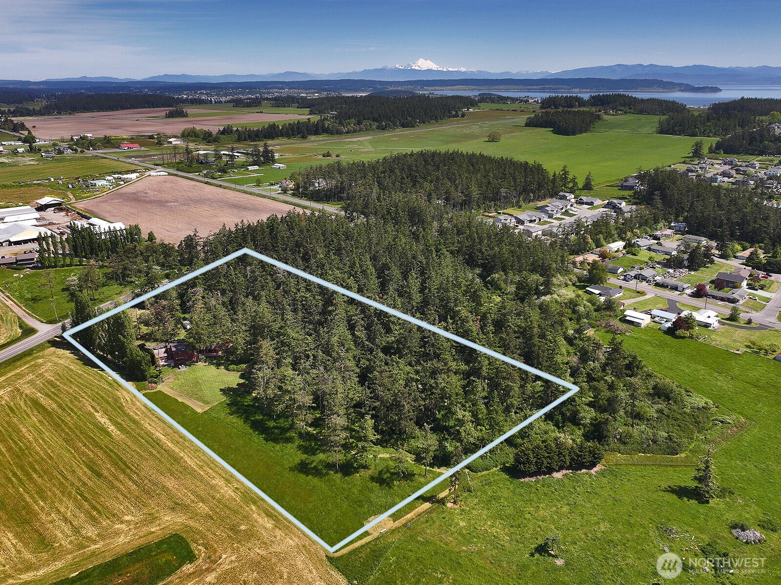 1261 Arnold Road Oak Harbor, WA 98277 - Photo 37 of 40 Gallery Image 37
