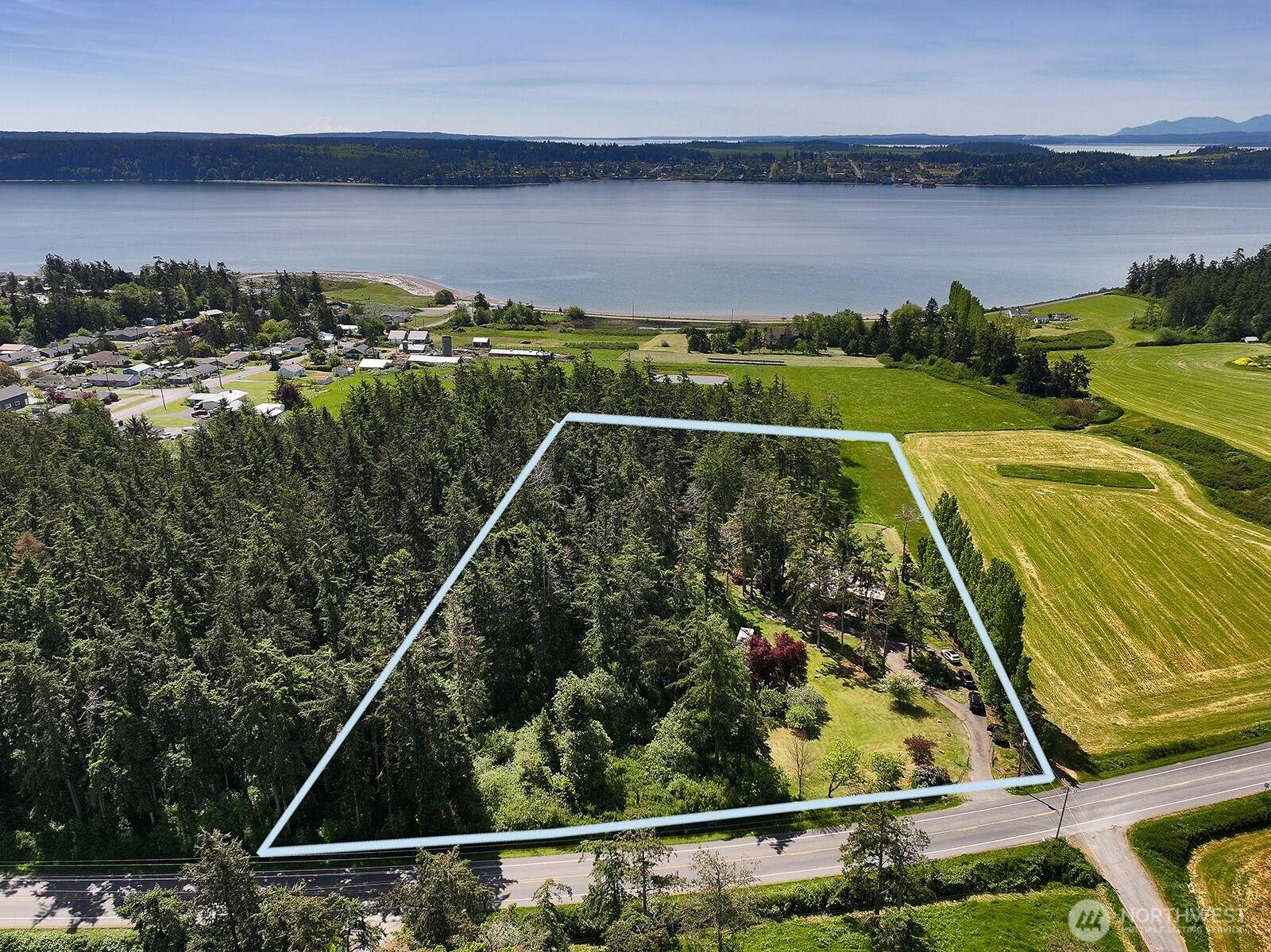 1261 Arnold Road Oak Harbor, WA 98277 - Photo 38 of 40 Gallery Image 38
