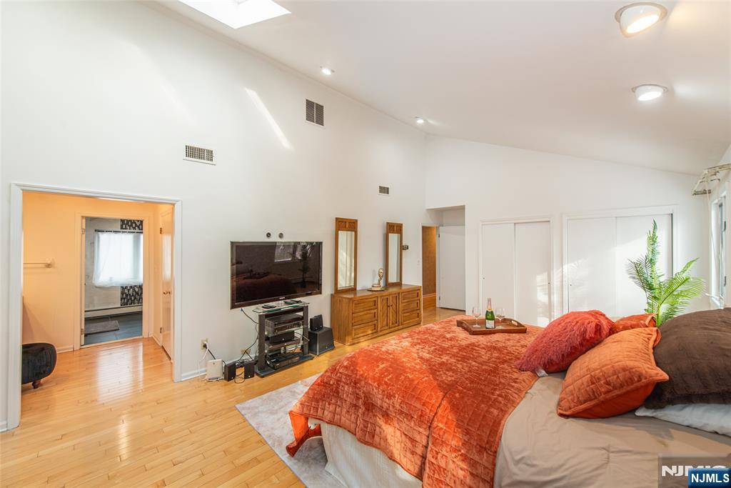 36 Yellow Brick Road Wayne, NJ 07470 - Photo 20 of 44