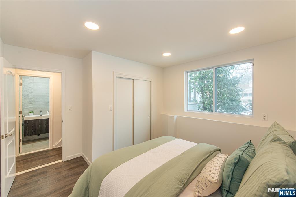 36 Yellow Brick Road Wayne, NJ 07470 - Photo 25 of 44