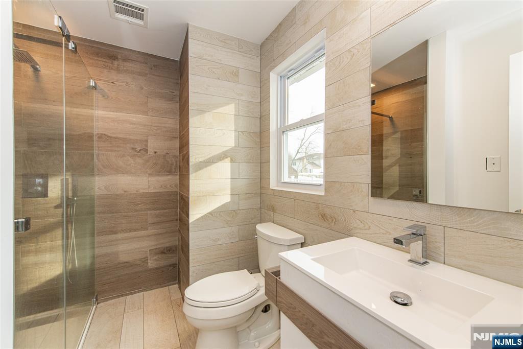 36 Yellow Brick Road Wayne, NJ 07470 - Photo 30 of 44