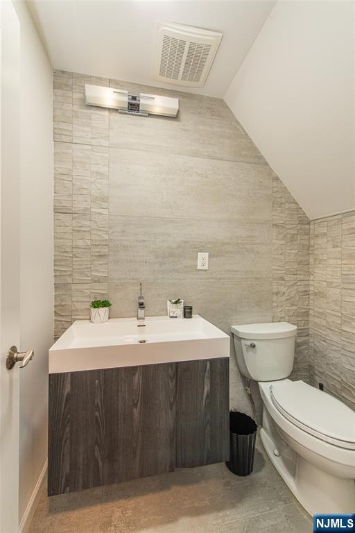 36 Yellow Brick Road Wayne, NJ 07470 - Photo 32 of 44