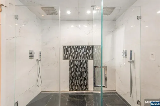 $999,000 | 36 Yellow Brick Road, Wayne, NJ 07470