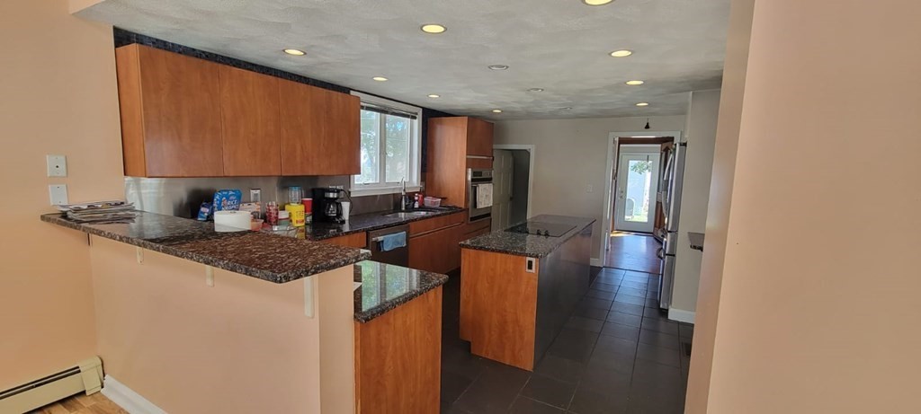 11 Jackson Street Saugus, MA 01906 - Photo 11 of 22