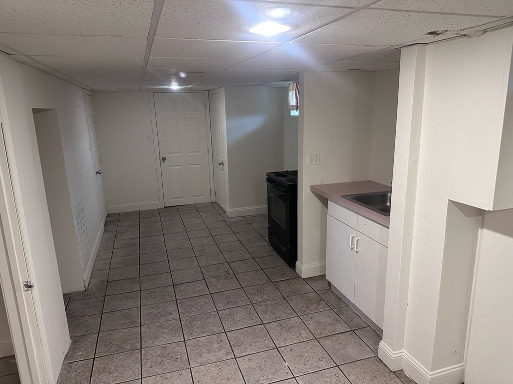 11 Jackson Street Saugus, MA 01906 - Photo 17 of 22