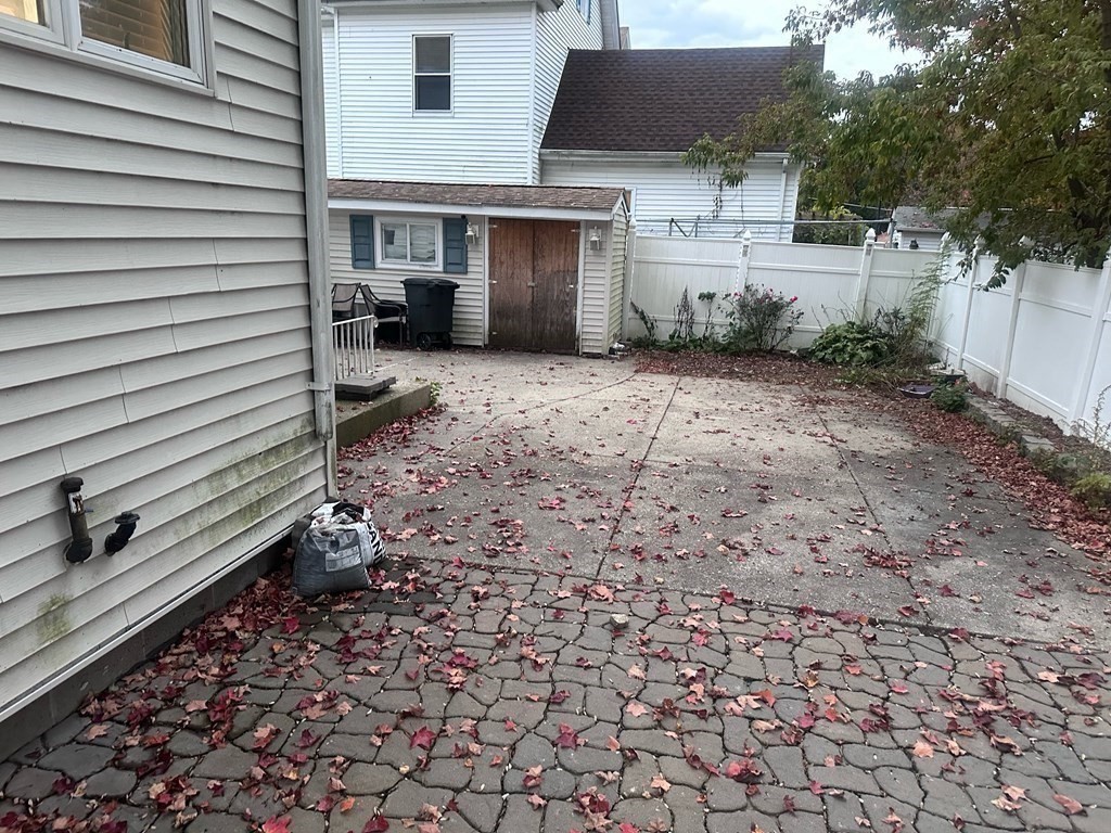 11 Jackson Street Saugus, MA 01906 - Photo 20 of 22