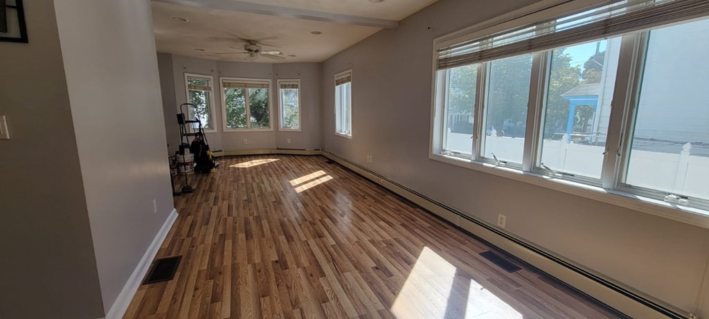 11 Jackson Street Saugus, MA 01906 - Photo 4 of 22