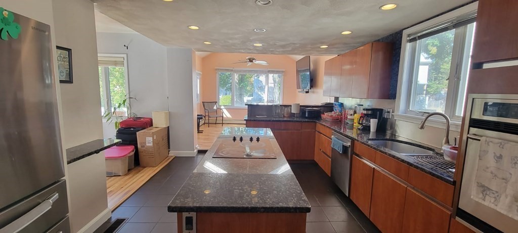 11 Jackson Street Saugus, MA 01906 - Photo 9 of 22