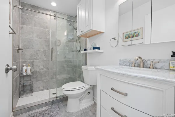 $347,000 | 706 Lauderdale Drive, Unit 706, Rockport, TX 78382