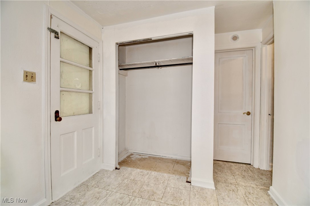 813 Dayton Street Akron, OH 44310 - Photo 12 of 29 View of closet