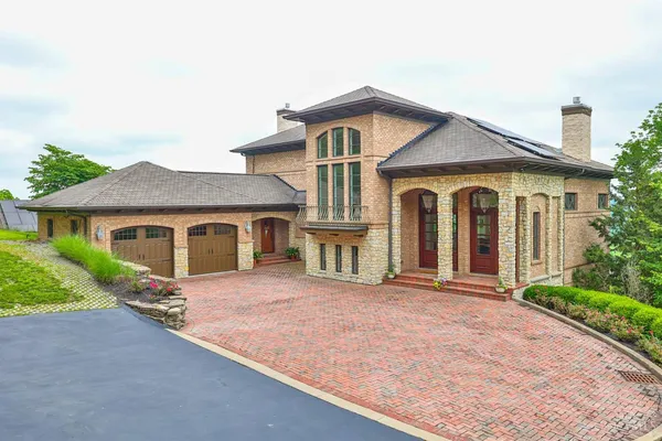 $1,399,000 | 5112 Shattuc Avenue, Cincinnati, OH 45208
